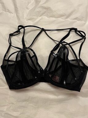 Agent Provocateur Vicki High Apex Underwired Bra Black Patent Leather Luxury